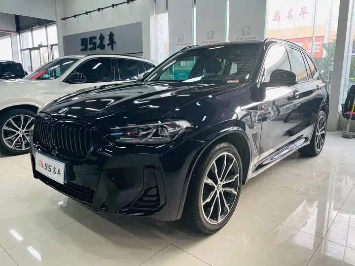 BMW X3, 2022 г.в. — фото 1