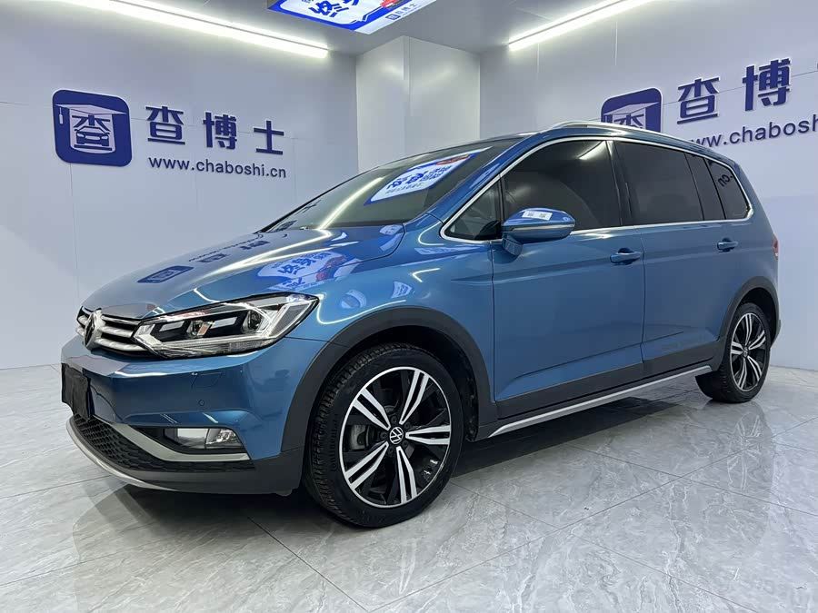 Touran 2021 Touran L 280TSI DSG расширенная версия 7 мест — фото 1