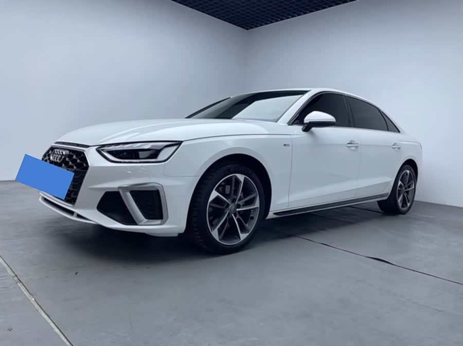Audi A4L 2020 35 TFSI — фото 1