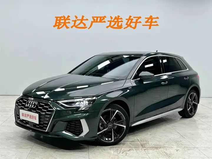 Audi A3 2022 Sportback 35 TFSI — фото 1