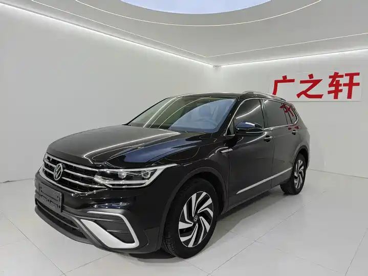 Tiguan L 2023 280TSI — фото 1