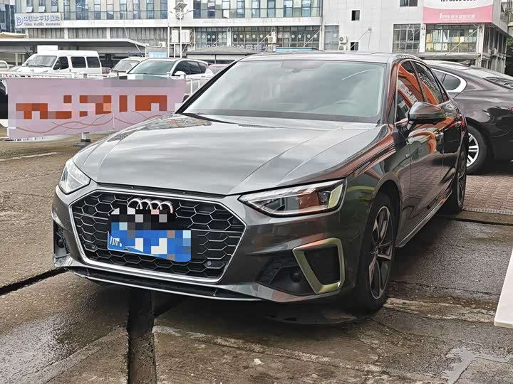 Audi A4L 2020 35 TFSI — фото 1