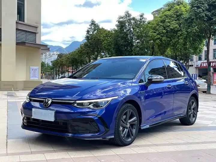 Volkswagen Golf 2021 280TSI DSG R-Line — фото 1
