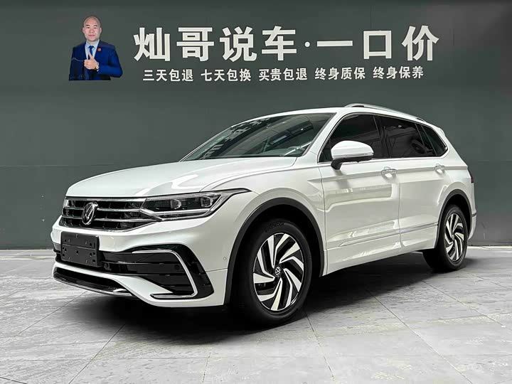 Volkswagen Tiguan 2024 L 330TSI R-Line — фото 1