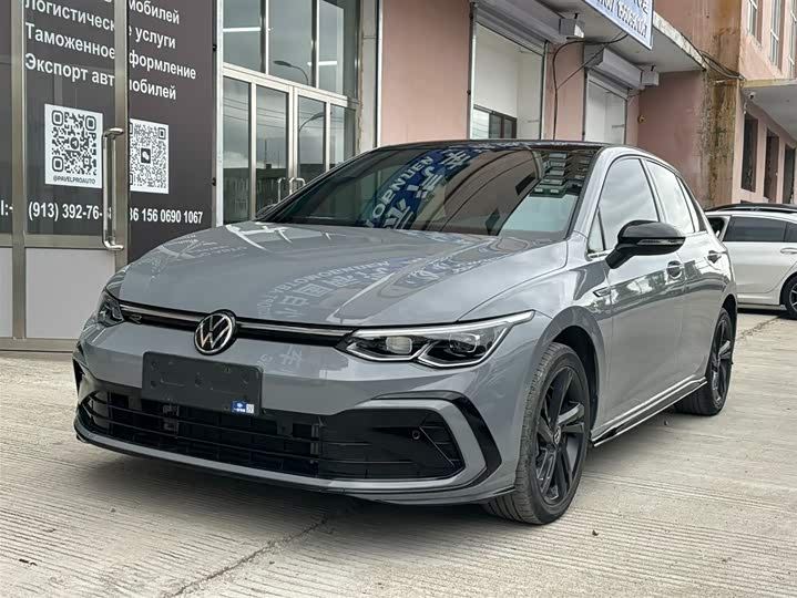 Volkswagen Golf 2023 280TSI DSG R-Line — фото 1