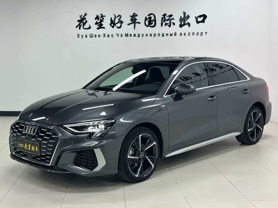 Audi A3 2022 L Limousine 35 TFSI — фото 1