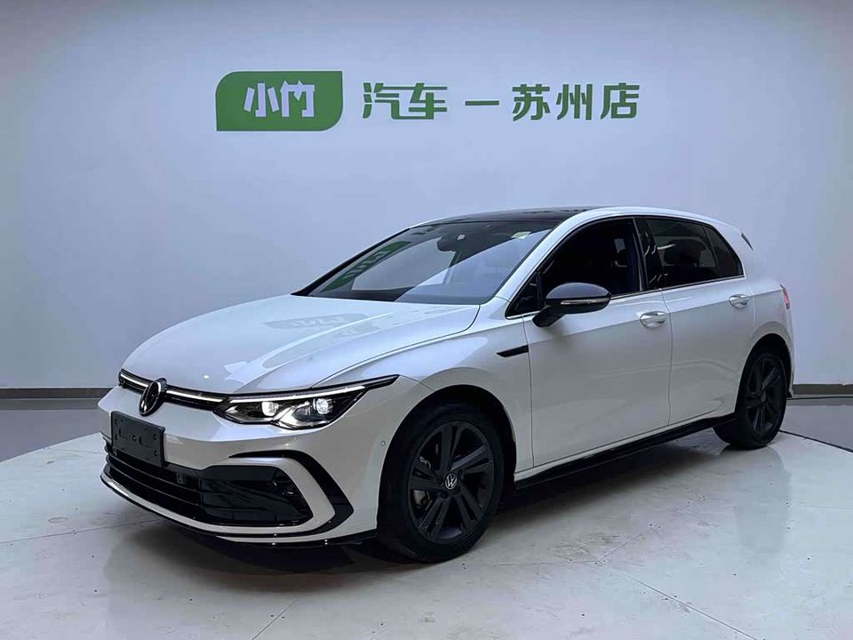 Volkswagen Golf 2023 280TSI DSG R-Line Lite — фото 1