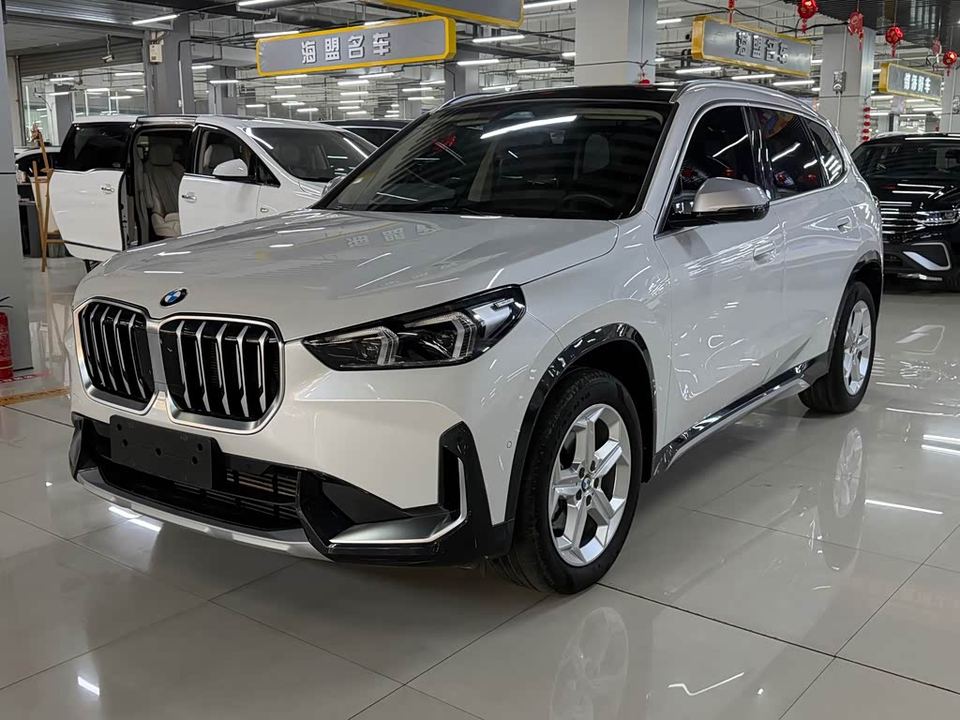 BMW X1 2023 sDrive20Li X — фото 1