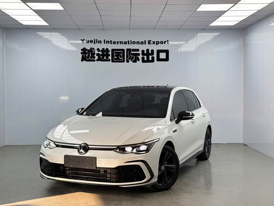 Volkswagen Golf 2023 280TSI DSG R-Line Lite — фото 1
