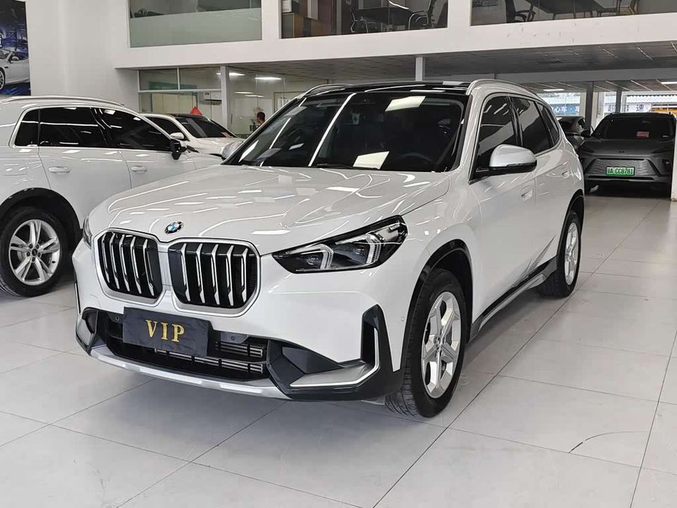 BMW X1 2023 sDrive20Li X — фото 1