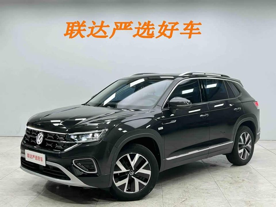 Volkswagen Tayron 2023 280TSI Plus — фото 1