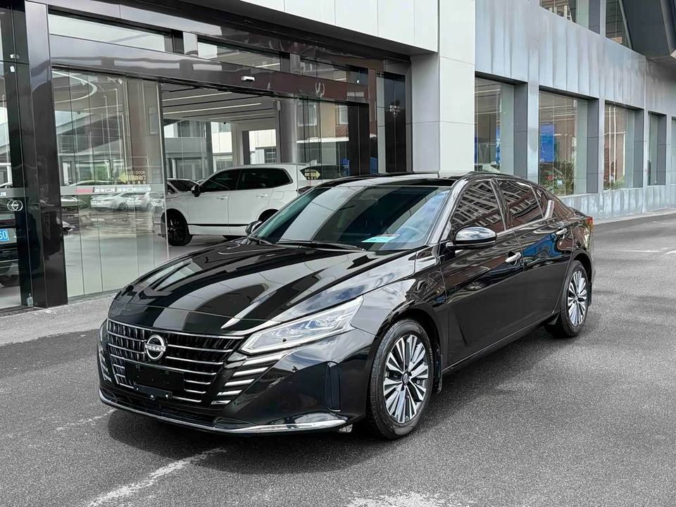 Nissan Teana 2022 2.0L XL-TLS — фото 1