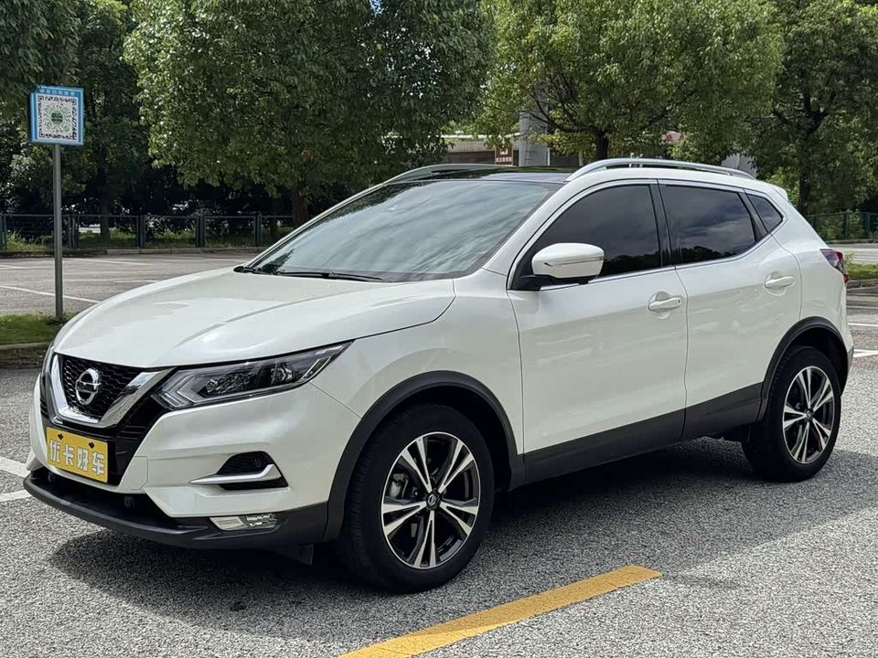 Nissan Qashqai 2022 2.0L CVT XV Prem — фото 1