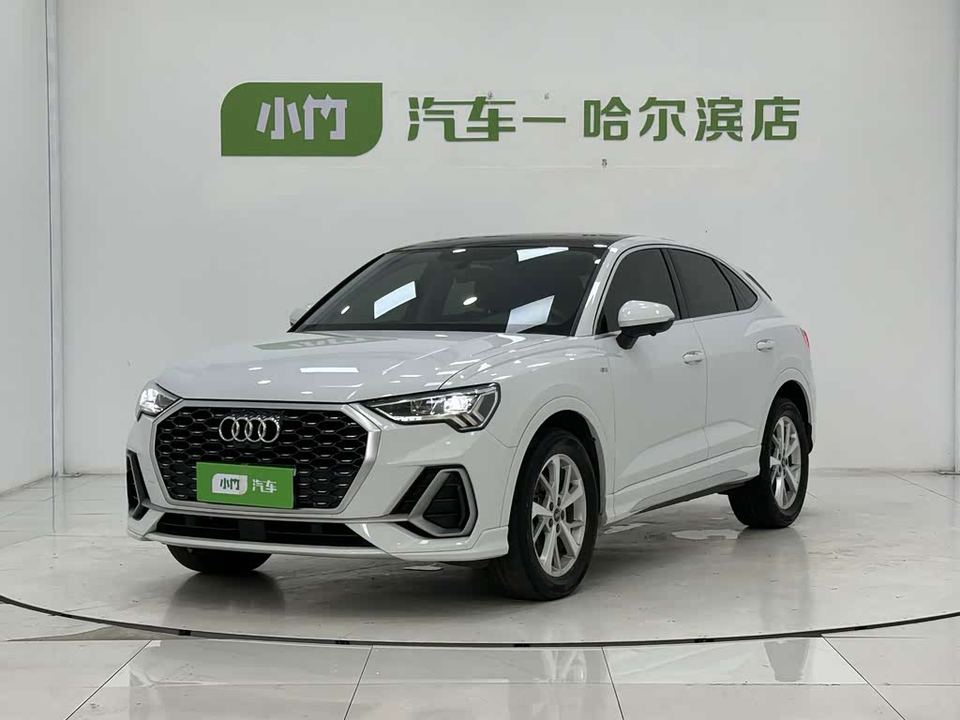Audi Q3 Sportback 2022 35 TFSI — фото 1