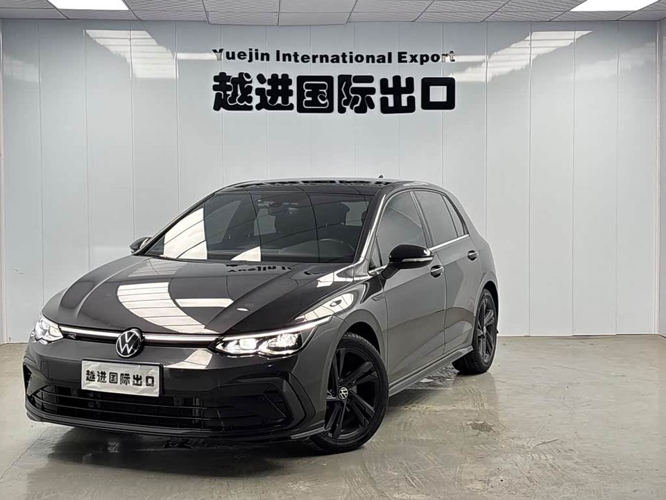Volkswagen Golf 2023 280TSI DSG R-Line Lite — фото 1