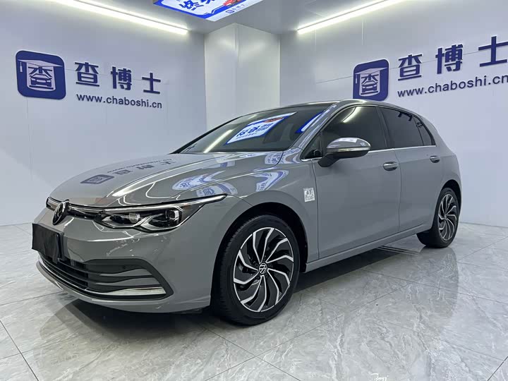 Volkswagen Golf 2023 280TSI DSG Pro — фото 1