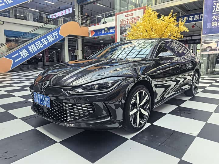 Volkswagen Lamando 2023 L 280TSI DSG — фото 1