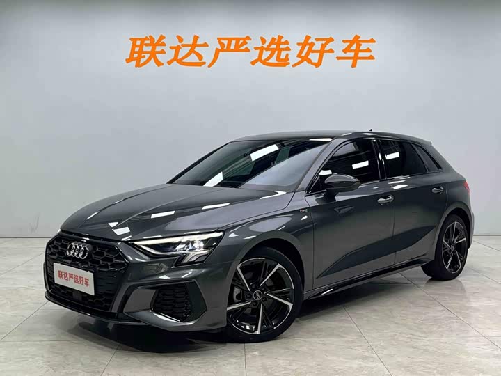 Audi A3 2022 Sportback 35 TFSI — фото 1